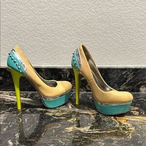 Guess- Stylish Beige and Teal Platform Heels